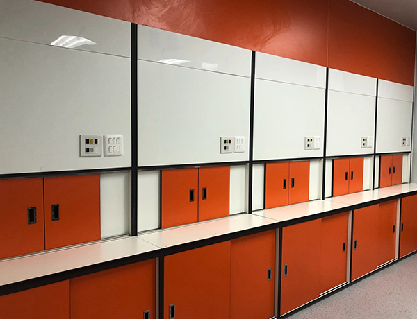 Mga Compact Laminate Cabinets